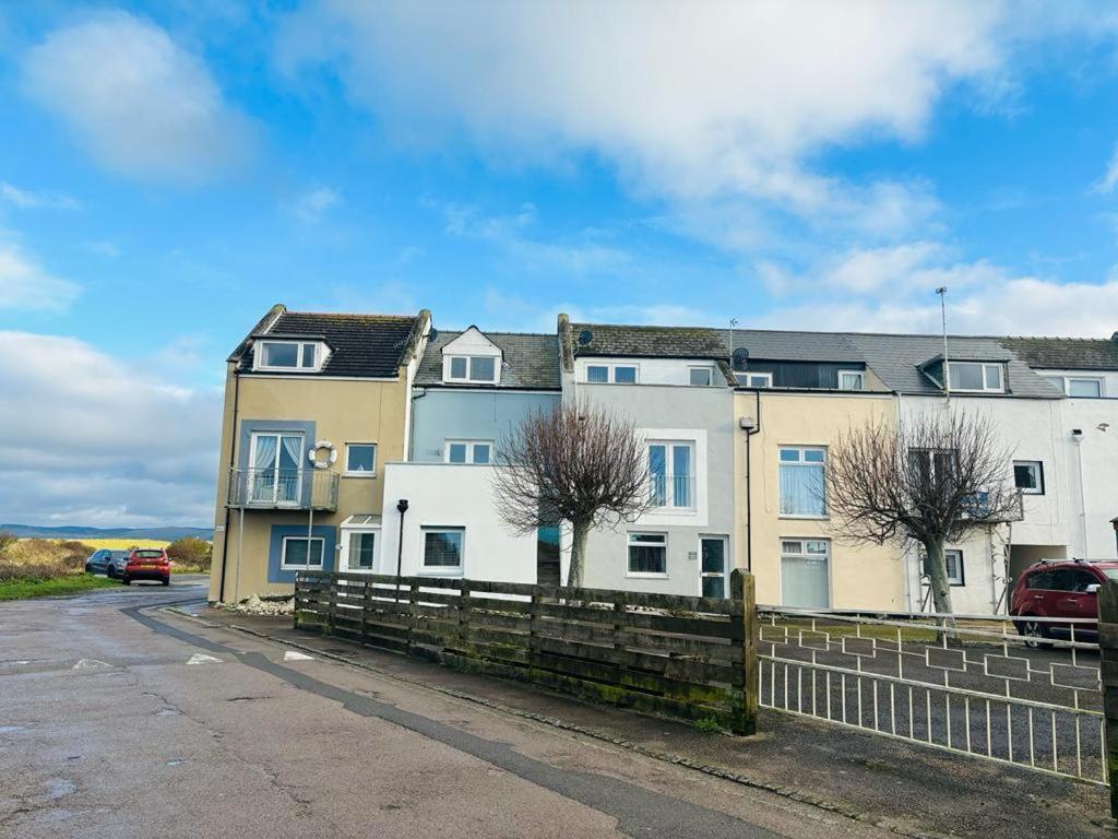 23 Coastal Comfort Millom Exterior foto